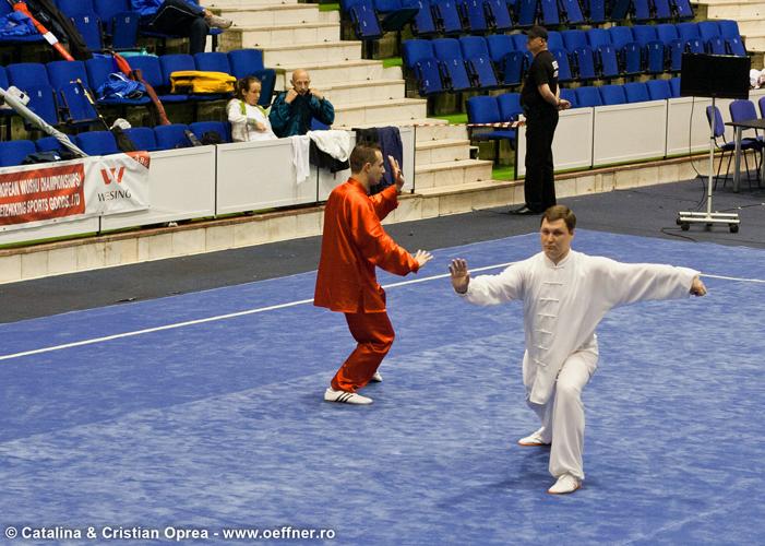 109-Wushu-Taolu-oeffner.jpg